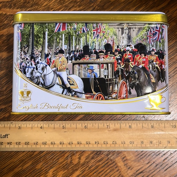 🇬🇧 QUEEN ELIZABETH II TROOPING THE COLOUR - ENGLISH BREAKFAST TEA
40 TEABAGS ✨ - Picture 11 of 12